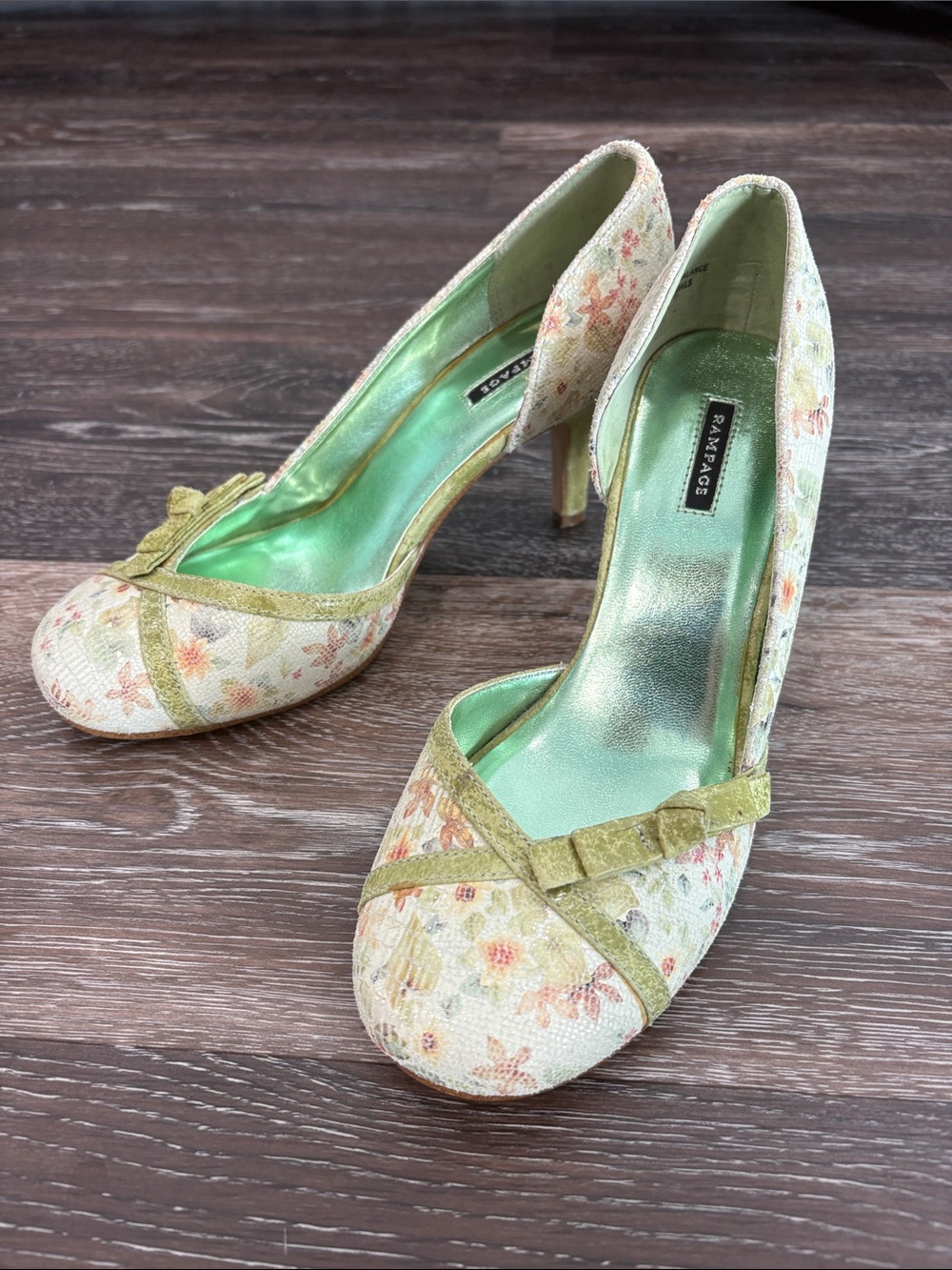 Rampage Floral Cream Pumps with Green Trim